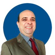 Professor Mauro Kosis