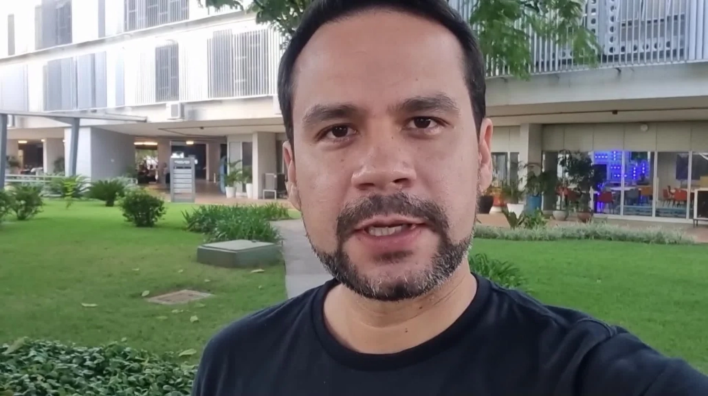 Depoimento em vídeo de aluno da Academia de Discursivas